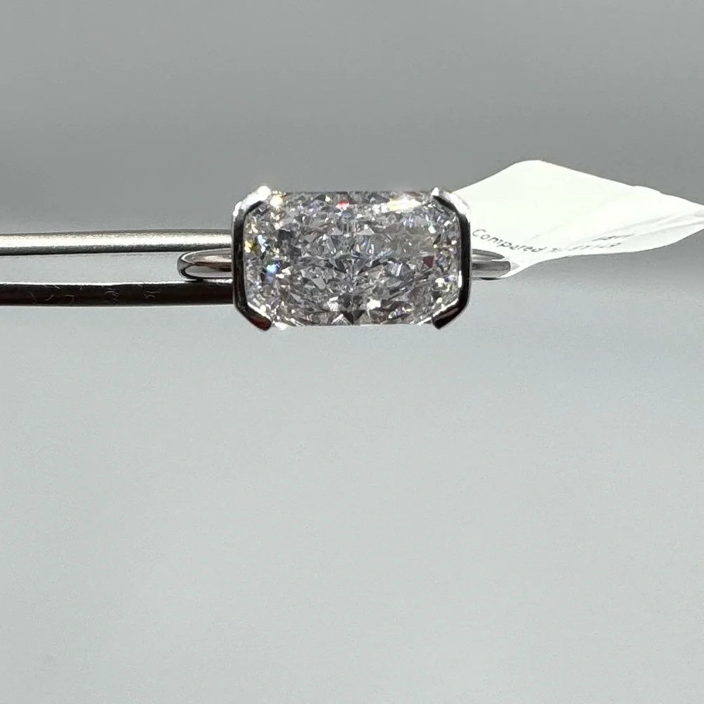 18k 3ct Radiant Cut Ring - Picture 10 of 15